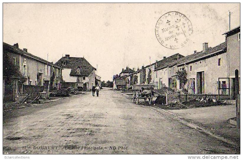 Domrémy     Rue Principale - Domremy La Pucelle