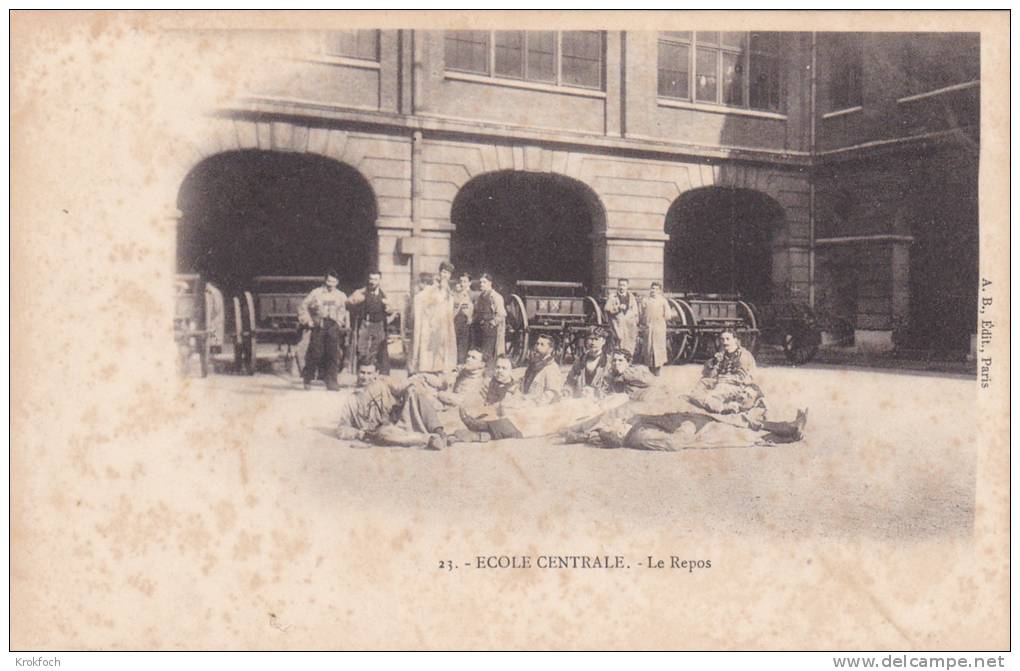 Ecole Centrale - Le Repos - Non Circulé - Ingénieurs - Enseignement, Ecoles Et Universités