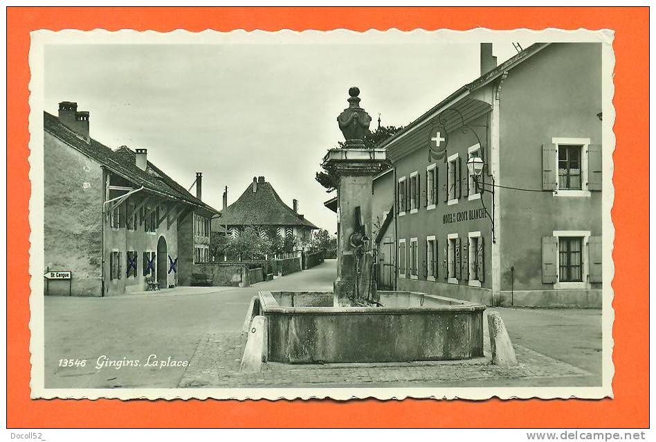 Suisse - Gingins  "  La Place   " Cpsm Pf - Hotel De La Croix Blanche - Gingins