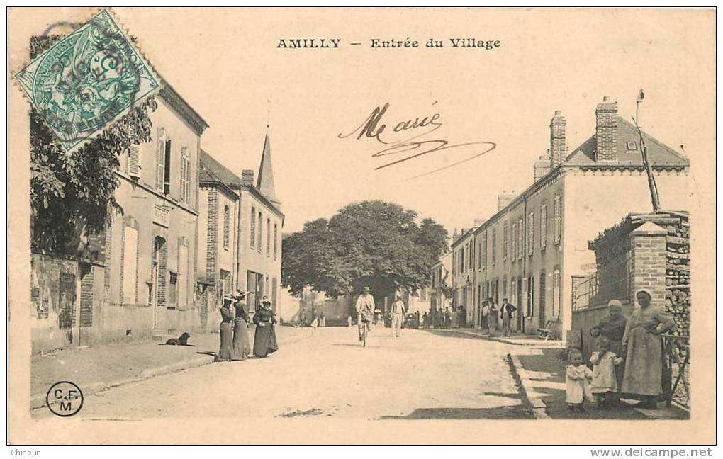 AMILLY ENTREE DU VILLAGE - Amilly