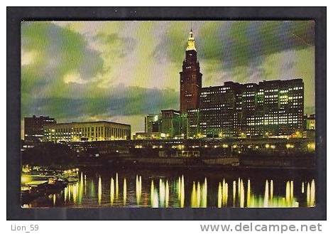 130225 / NIGHT VIEW OF  THE CLEVELAND SKYLINE , CLEVELAND , OHIO - United States Etats-Unis USA - Cleveland