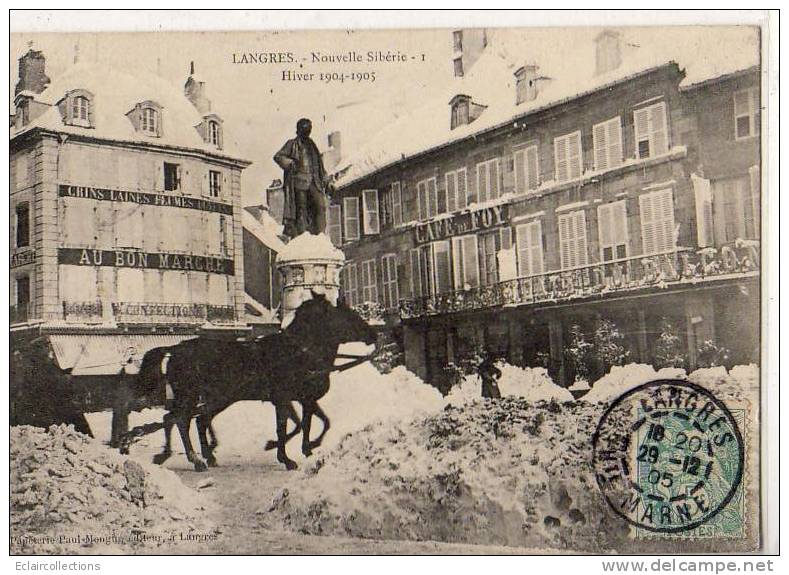 Langres  52   Neige Place Diderot  (voir Scan) - Langres