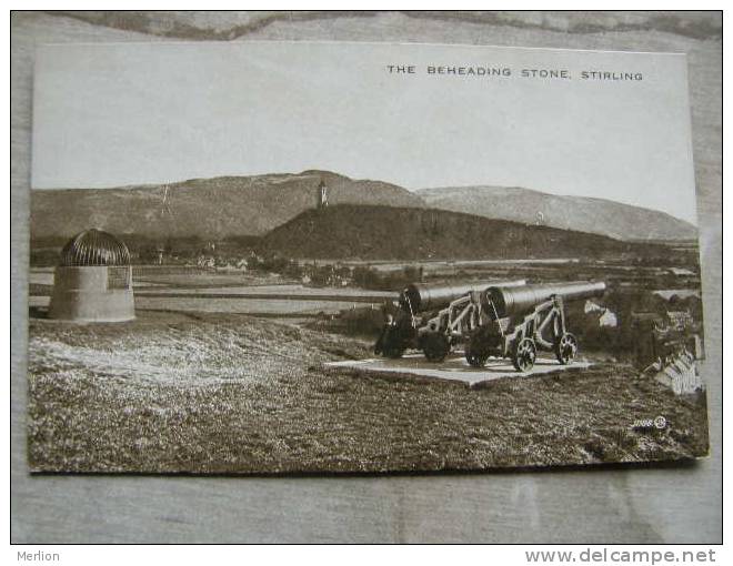 Scotland - The Beheading Stone  - Stirling   - Cannon Kanonen   D93611 - Stirlingshire