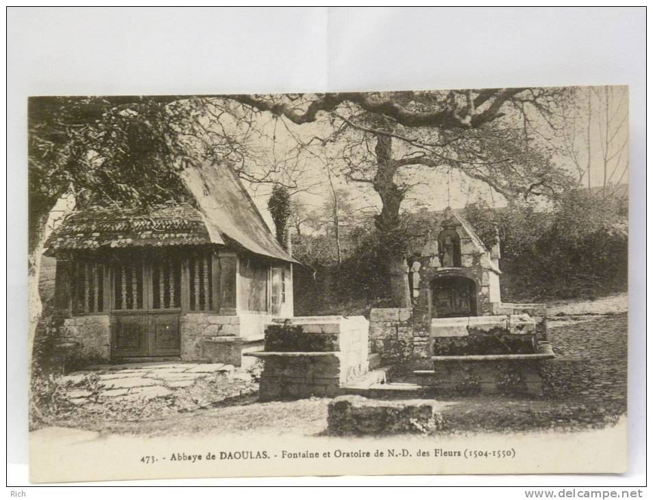 CPA 29 Finistère - Abbaye De DAOULAS - Fontaine Et Oratoire De N-D Des Fleurs - Daoulas