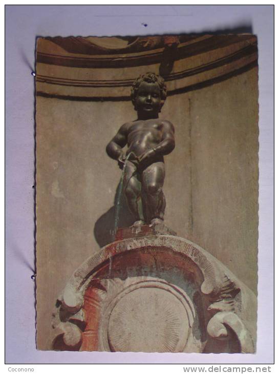 Bruxelles - Manneken-Pis - Famous People