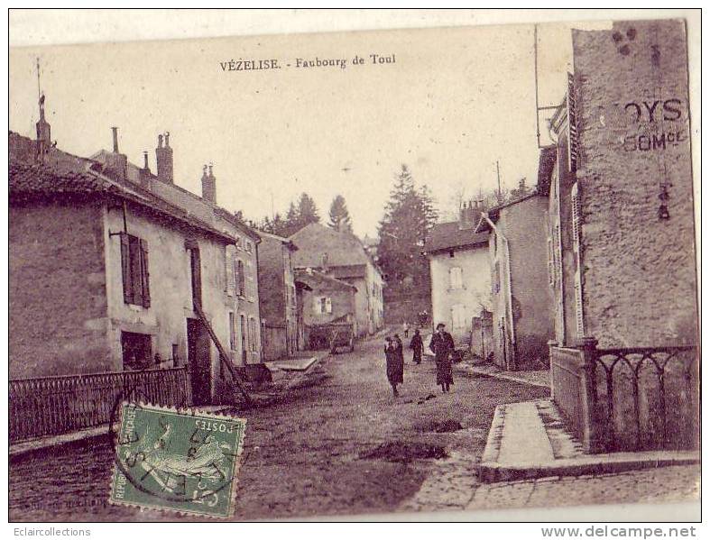 Vézelise   54   Faubourg De Toul  ( Voir Scan ) - Vezelise