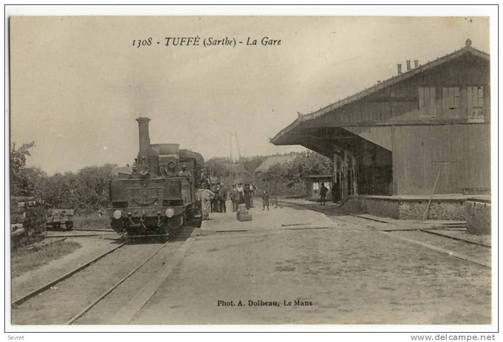 TUFFE. - La Gare. Locomotive 1er Plan - Tuffe