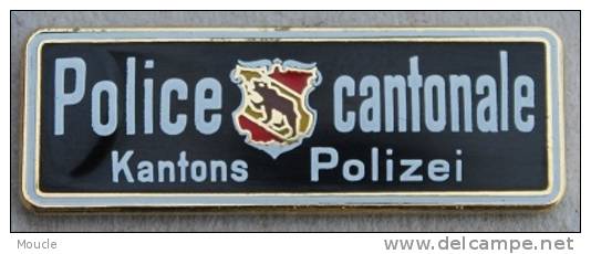 POLICE CANTONALE DE LA VILLE DE BERNE - SUISSE  - KANTONS POLIZEI  BERN - SCHWEIZ -  (VERT) - Polizei