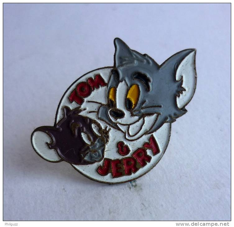 PIN´S TOM ET JERRY - - Pin's