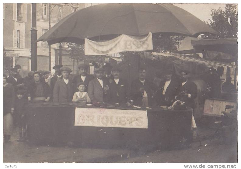 Commerce - Foire Marché - Carte-Photo - Stand De Vente De Briquets - Feu - A Situer - Fairs