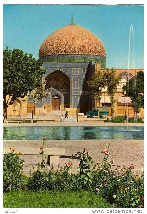 Carte Postale De Ispahan Isfahan En Iran Mosquée Sheikh Lutfallah - Iran