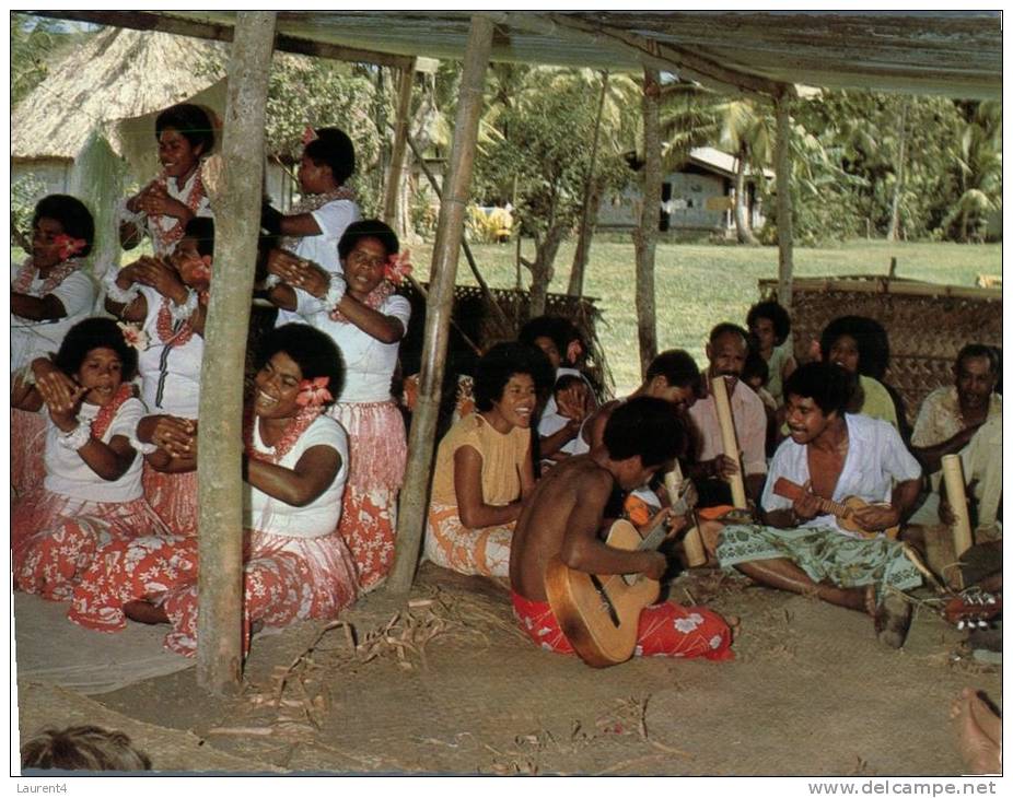 (155) Fiji Village Entertainment - Fidji