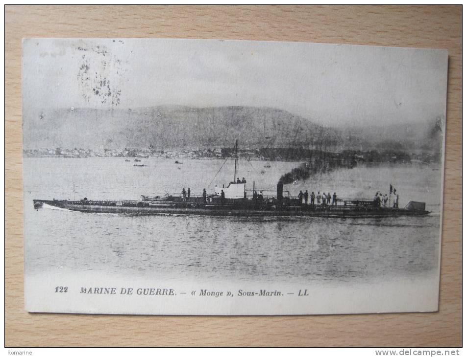 122. Marine De Guerre - MONGE - Sous Marin - Sous-marins