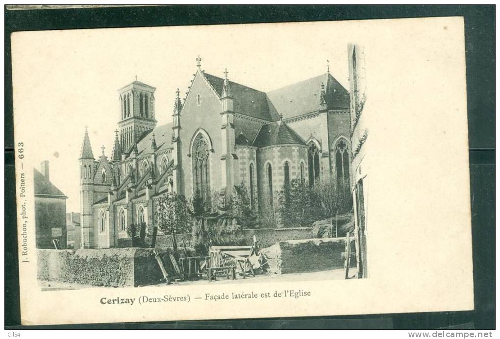 Cerizay ( Deux Sèvres ) - Façade Latérale Est De L'église   Uv48 - Cerizay