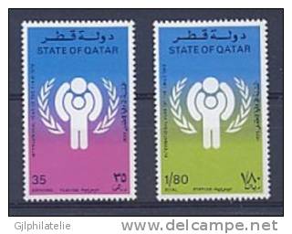 QATAR 0749/50 Année Internationale De L'Enfance - Qatar