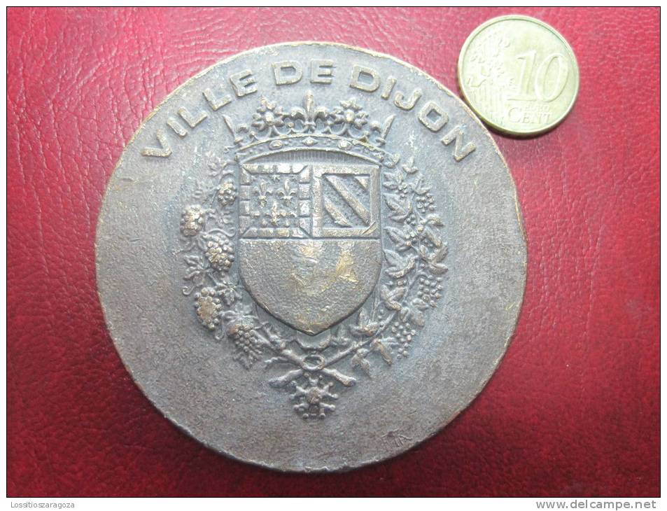 Medaille Ville De Dijon , Caisse De Credit Municipal  1822 - 1982 - Professionals / Firms