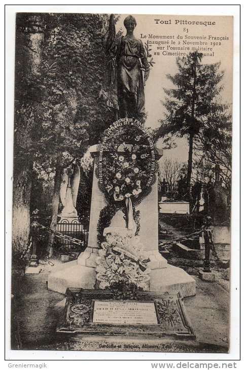 Cpa 54 - Toul - Le Monument Du Souvenir Français Inauguré Le 2 Novembre 1912 Sur L'ossuaire Militaire Au Cimetière ... - Cimetières Militaires