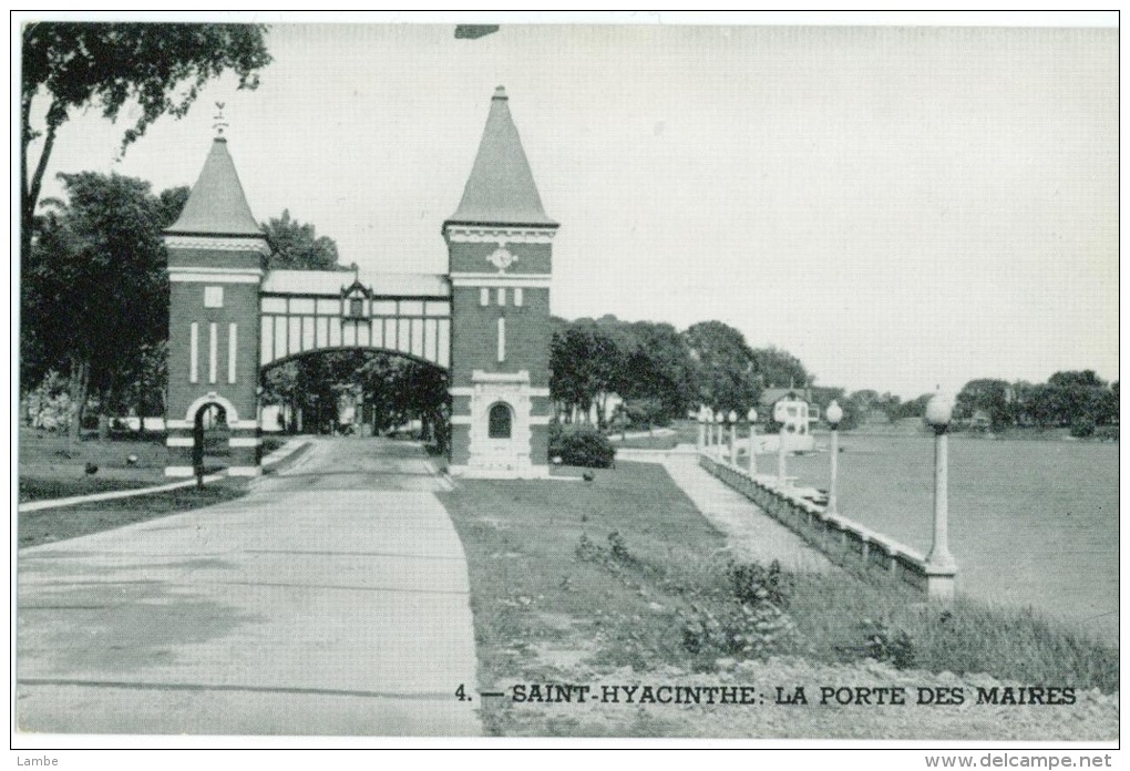 ST. HYACINTHE - La Porte Des Maires - St. Hyacinthe