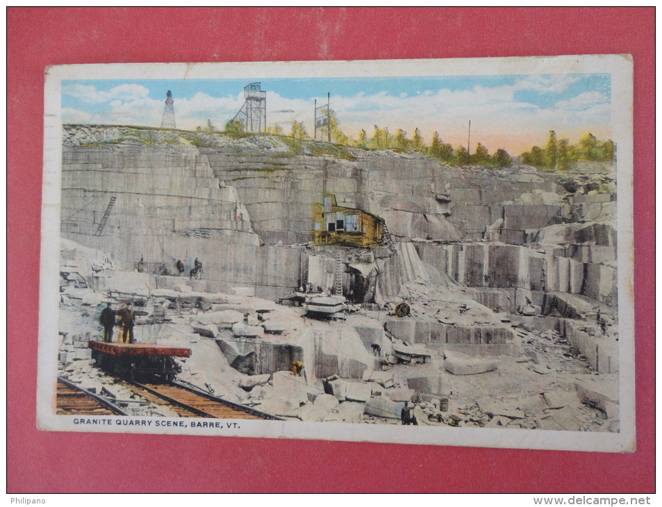 - Vermont >  Barre  Granite Quarry Scene 1932 Cancel  Ref 982 - Barre