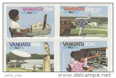 Vanuatu-1983 World Communication Year 360-363 MNH - Vanuatu (1980-...)