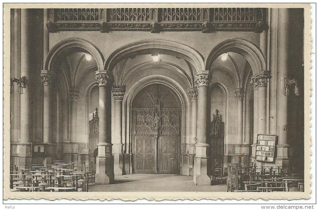 IXELLES - EGLISE SAINT BONIFACE - ARCADE SOUS LE JUBE - Ixelles - Elsene