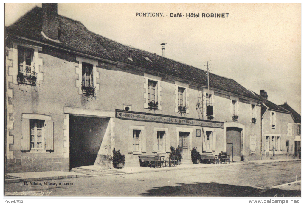 Pontigny Café Hôtel Robinet - Pontigny