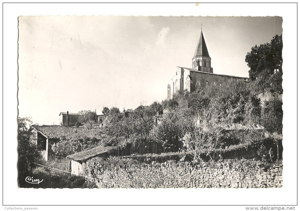 Cp, 79, Champdeniers, L'Eglise Et L'Ancienne Tannerie - Champdeniers Saint Denis