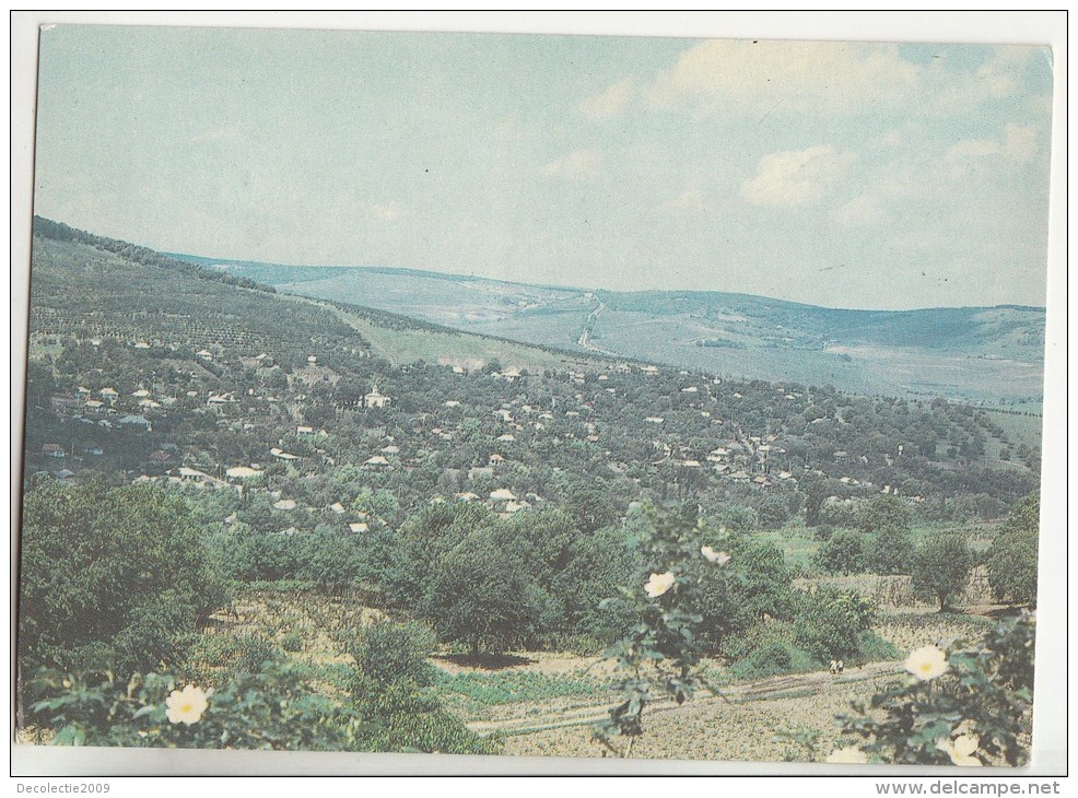 ZS38621 Moldovian Landscape    2 Scans - Moldawien (Moldova)