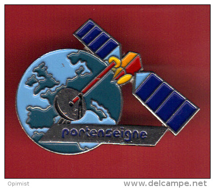 29630-Pin's .Satellite.portenseigne.e Space.nasa.teledifusion. - Raumfahrt