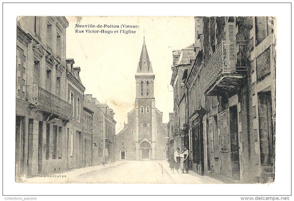 Cp, 86, Neuville De Poitou, Rue Victor Hugo Et L'Eglise, Voyagée - Neuville En Poitou