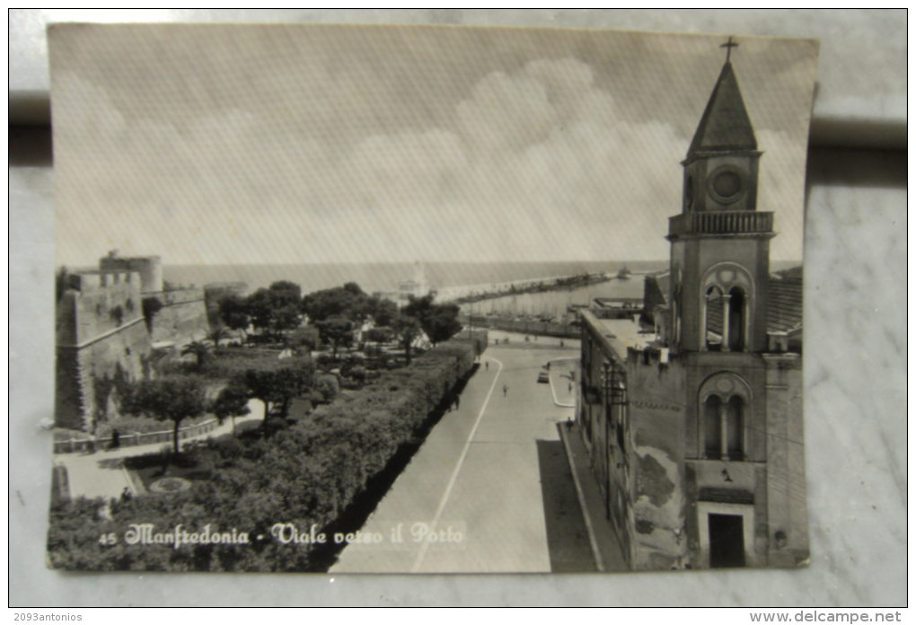 CARTOLINA Di MANFREDONIA VIAGGIATA       A2817 FRANCOBOLLO STACCATO - Manfredonia