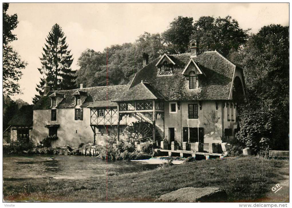 : Réf : J-12- 6382 :  Fourges Le Moulin à Eau - Fourges