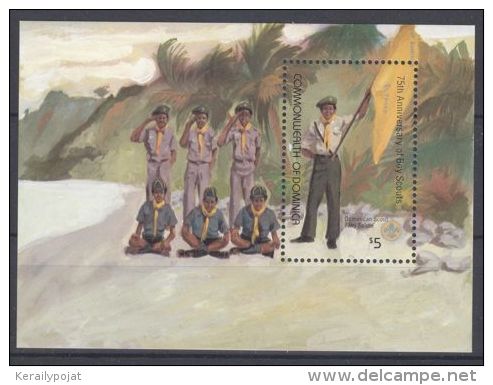 Dominica - 1982 Scouts Block MNH__(TH-1266) - Dominica (1978-...)