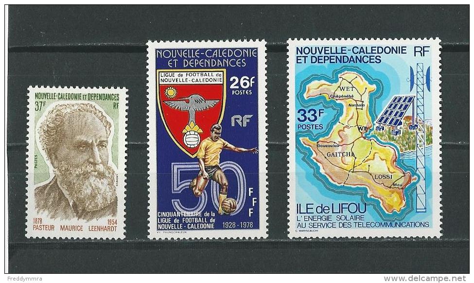 Nouvelle-Calédonie: 422/ 424 ** - Neufs