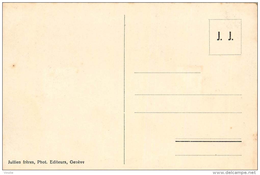 K-13-0340 :  Suisse Val D'Illiez Faucheuse Travail Des Champs Femmes - Val-d'Illiez 