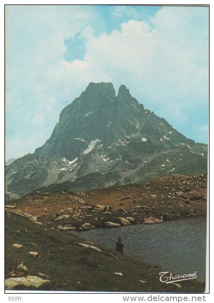 France CP Le Bearn Le Pic Du Midi D'Ossau Et Le Lac D'Ayous - Bearn