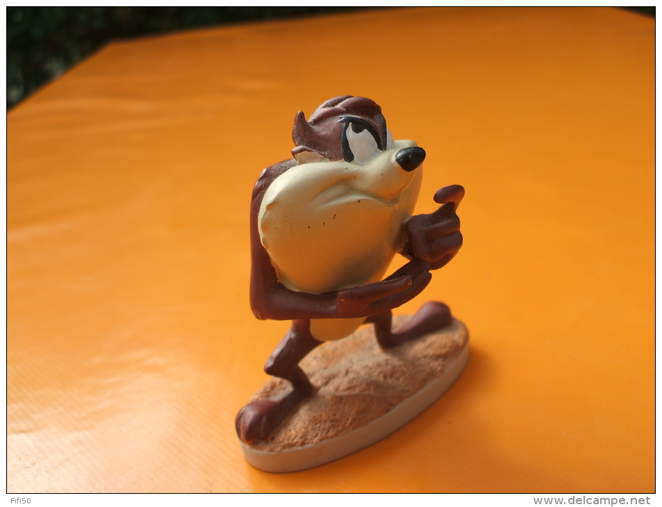 TAZ  2003 ? - Statues - Resin