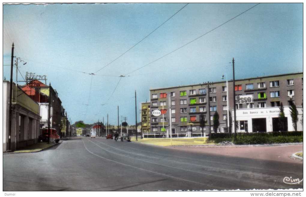 HAUBOURDIN   (Nord)   -   Rue Sadi Carnot (station Essence ESSO ) - Haubourdin