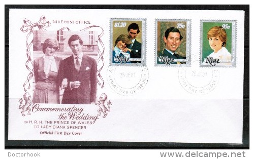 NIUE   Scott # 340-2 On 1981 ROYAL WEDDING First Day Cover (26/JE/81) (OS-420) - Niue