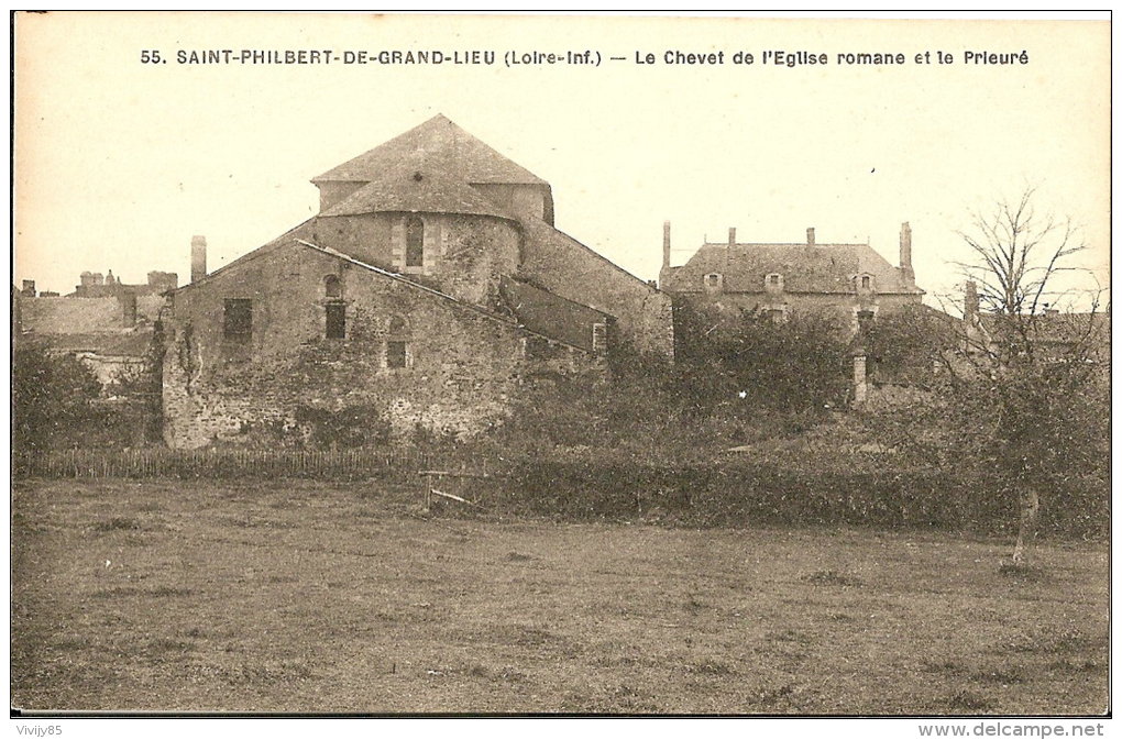 44 - SAINT PHILBERT DE GRAND LIEU - T.Belle Vue Du Chevet De L'Eglise Romane Et Du Prieuré - Saint-Philbert-de-Grand-Lieu