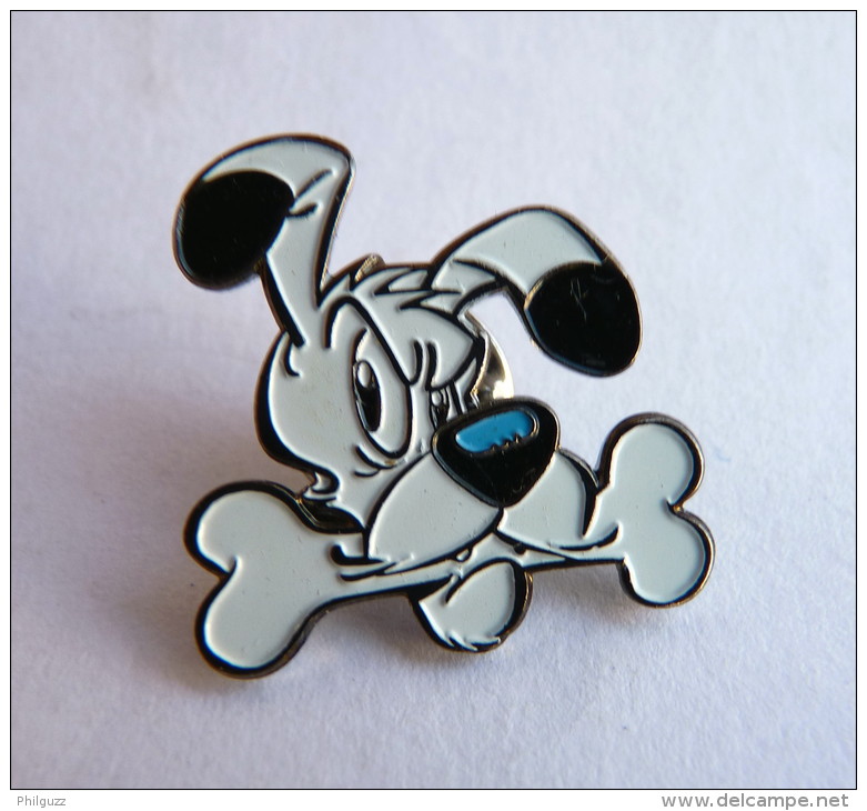 PIN'S ASTERIX ATLAS IDEFIX 2006 - Pin's