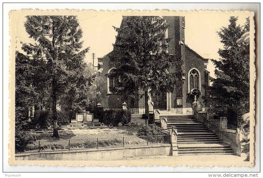 E3533 - Teuven - Eglise, Monument Et Pelouse Des Combattants - Fourons - Vören