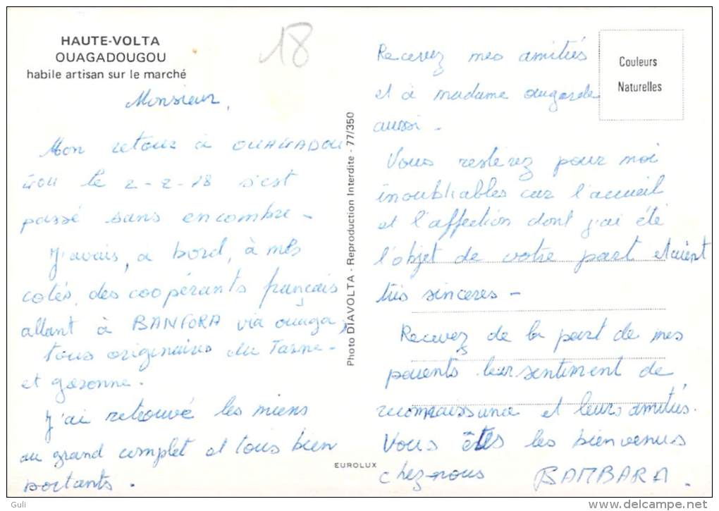 Afrique- (Burkina Faso) HAUTE VOLTA OUAGADOUGOU Habile Artisan Sur Le Marché (Editons :Photo DIAVOLTA 77/350) *PRIX FIXE - Burkina Faso