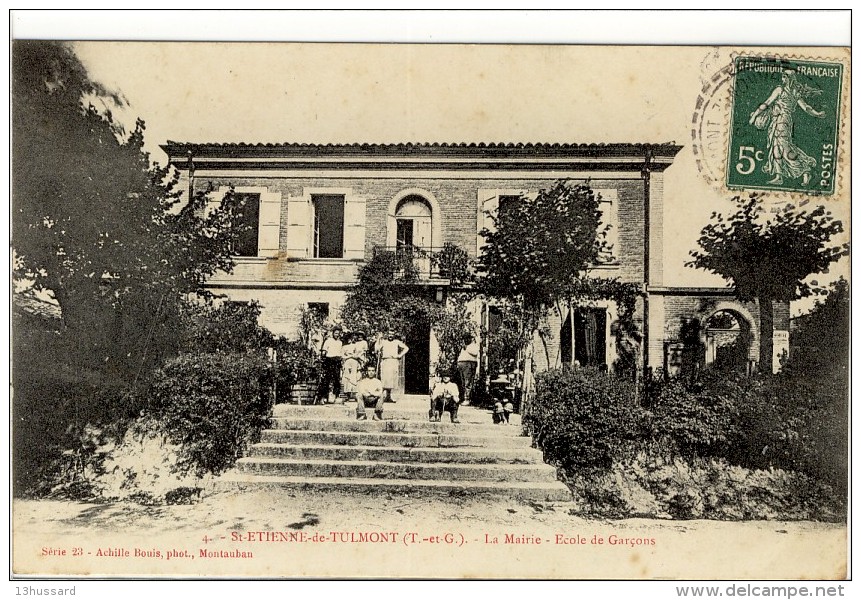 Carte Postale Ancienne Saint Etienne De Tulmont - La Mairie. Ecole De Garçons - Saint Etienne De Tulmont