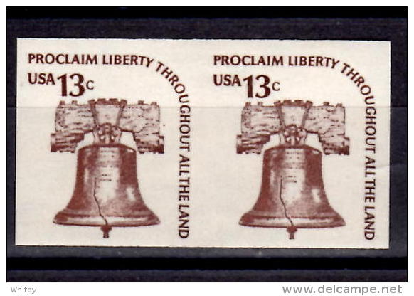 U.S.A. 1975 13 Cent Liberty Bell Imperf Pair #1618b - Plaatfouten En Curiosa