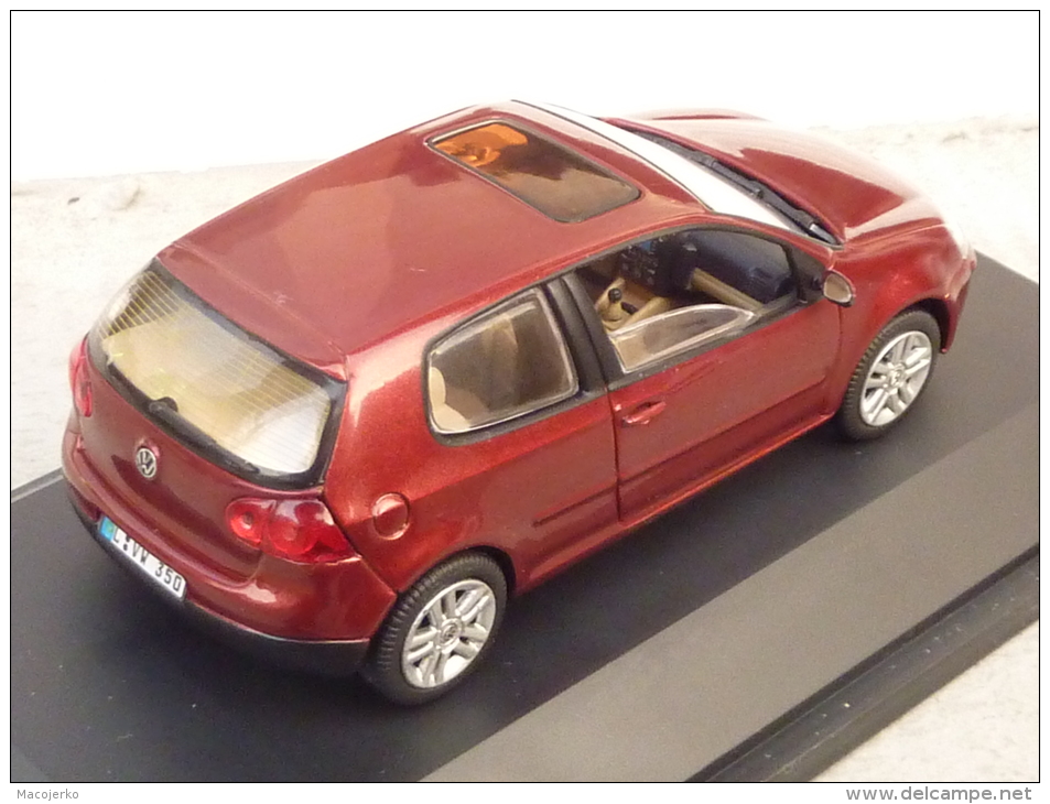 Schuco, VW Golf V, 2003, 1:43 - Schuco