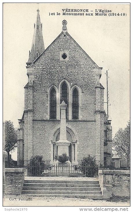 RHONE ALPES - 38 - ISERE - VEZERONCE - L'église Et Le Monument Auxmorts 14-18 - Monumentos A Los Caídos