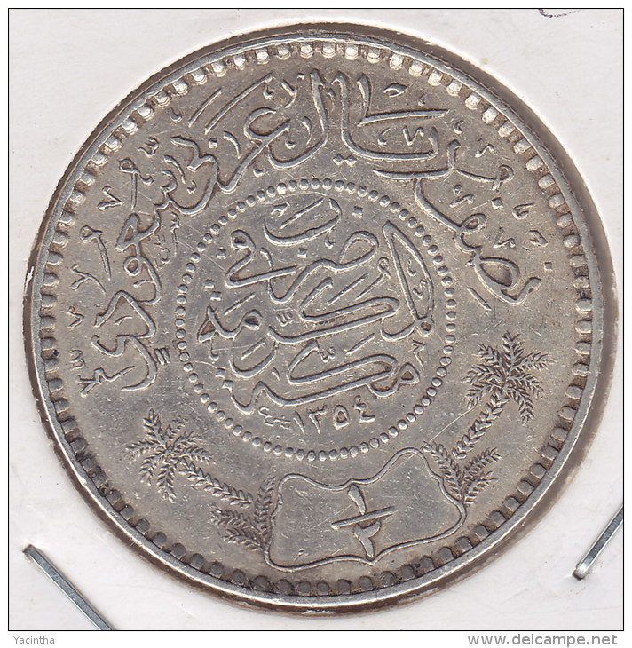 @Y@    Saoedi Arabie   1/2 Riyal 1935  / 1354   Zilver / Argent  (2454) - Saudi-Arabien