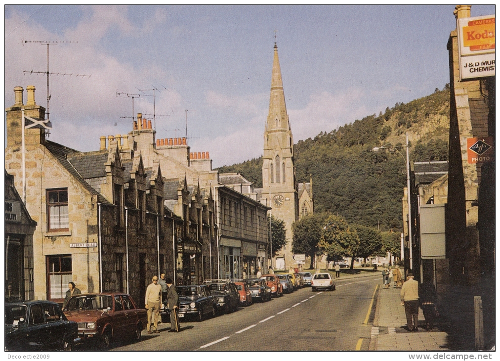 BT17864 Main Street Ballater Aberdeenshire    2 Scans - Aberdeenshire