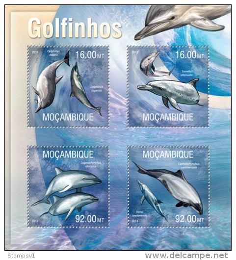 Mozambique. 2013 Dolphins. (322a) - Delfines